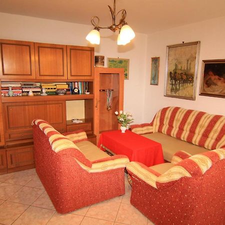 Апартаменты Margareta Apartmanhaz Балатонбоглар Экстерьер фото
