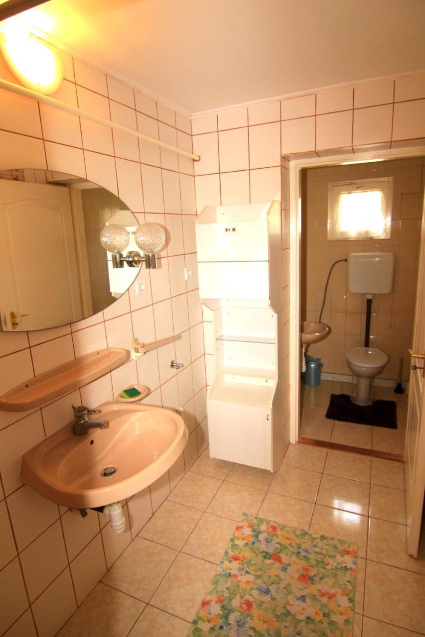 Апартаменты Margareta Apartmanhaz Балатонбоглар Экстерьер фото