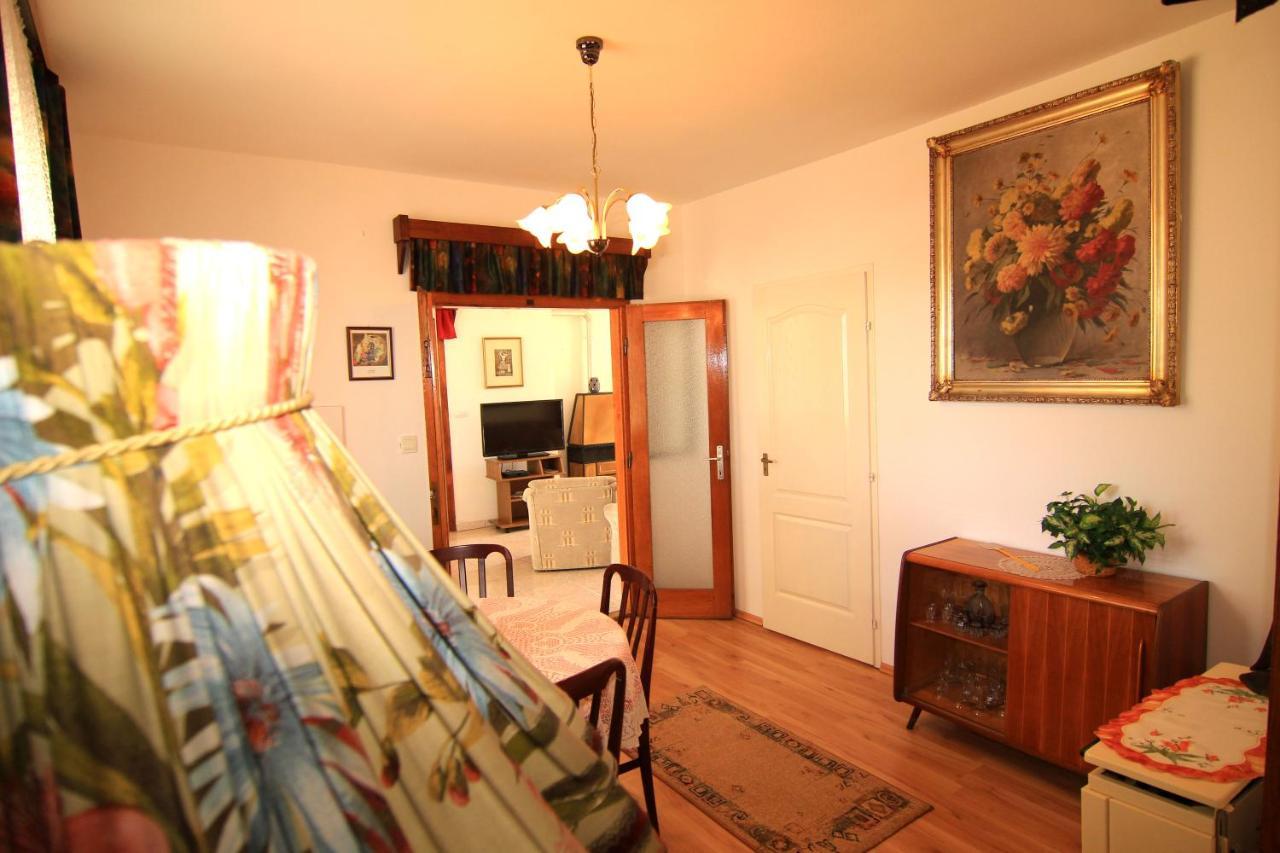 Апартаменты Margareta Apartmanhaz Балатонбоглар Экстерьер фото